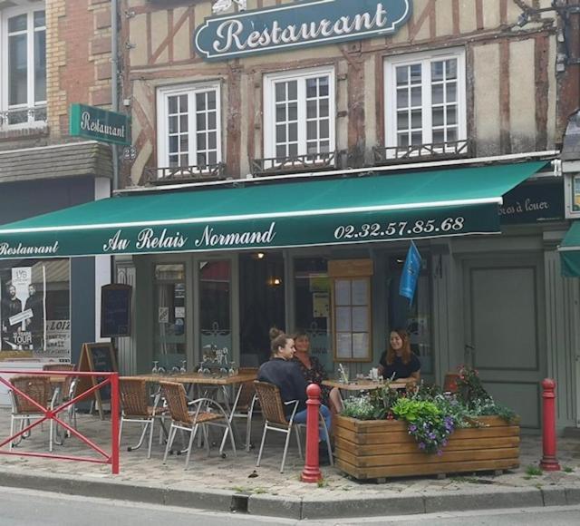Logement 2 Pieces Au Relais Normand Cormeilles  Eksteriør bilde